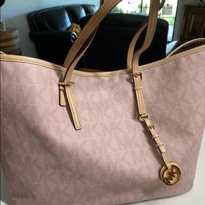 Michael Kors pink tote bag/purse